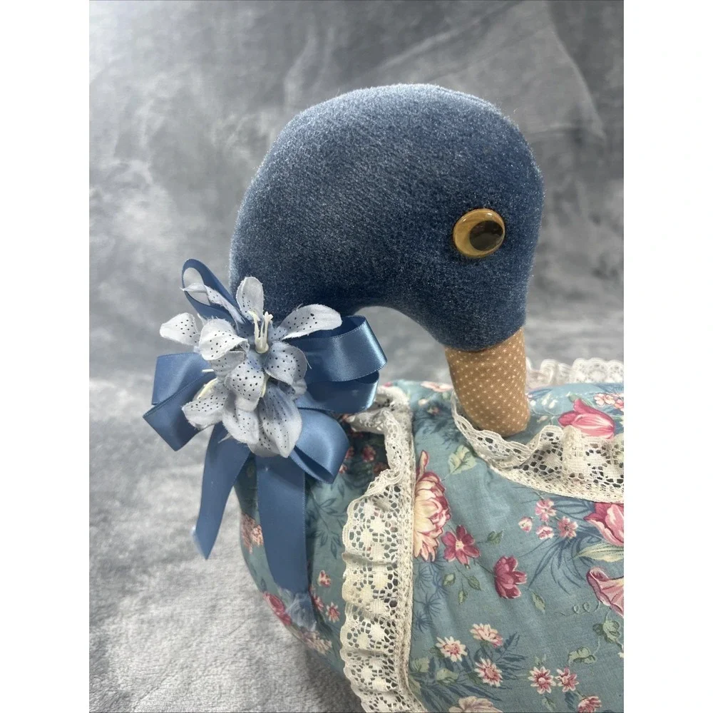 Vintage Country Goose Figurine Farmhouse Decor Stuffed Cottage‎ Blue Floral Lace